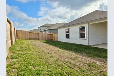 31338 Gayle Prairie Oaks Street, Waller, TX 77484 - Photo 11