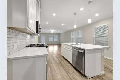 6638 Lahna Oak, Conroe, TX 77304 - Photo 5