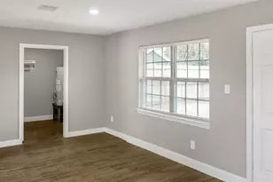 5739 Turtle Creek Rd, Houston, TX 77017 - Photo 9