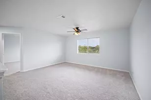 9366 Corner Oaks Ln, Houston, TX 77036 - Photo 17