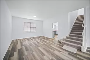 9366 Corner Oaks Ln, Houston, TX 77036 - Photo 11