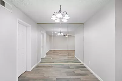14256 Misty Meadow Lane, Houston, TX 77079 - Photo 9