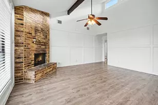 1227 Mission Dr, La Porte, TX 77571 - Photo 9