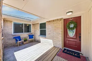 16427 Clearcrest Dr, Houston, TX 77059 - Photo 3