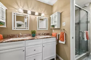 16427 Clearcrest Dr, Houston, TX 77059 - Photo 17