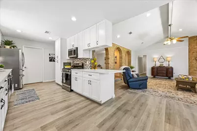 16427 Clearcrest Drive, Houston, TX 77059 - Photo 9