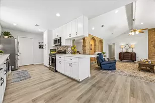 16427 Clearcrest Dr, Houston, TX 77059 - Photo 9