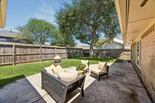 16427 Clearcrest Dr, Houston, TX 77059 - Photo 31
