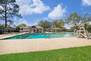 16427 Clearcrest Dr, Houston, TX 77059 - Photo 41