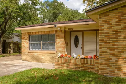 602 Roosevelt Street, La Marque, TX 77568 - Photo 3