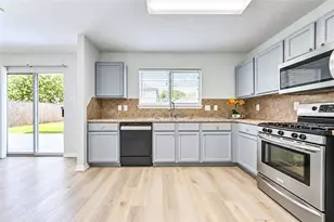 20910 Trenton Valley Ln, Katy, TX 77449 - Photo 11