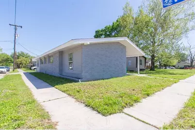 312 N Gaillard Street, Baytown, TX 77520 - Photo 3