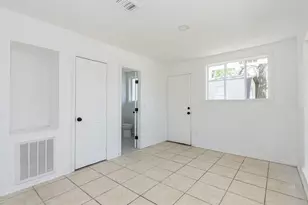 312 N Gaillard St, Baytown, TX 77520 - Photo 7