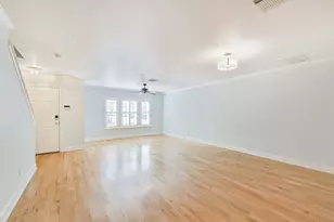 738 Redwing Pl Dr, Houston, TX 77009 - Photo 3