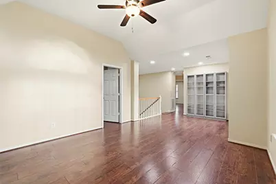 9807 N Villa Drive, Houston, TX 77064 - Photo 19