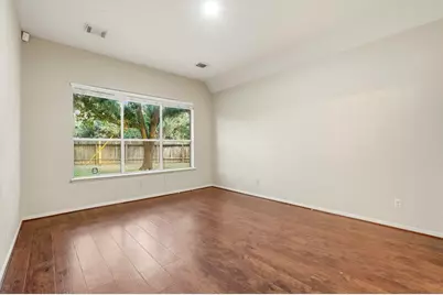 9807 N Villa Drive, Houston, TX 77064 - Photo 13