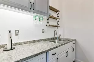 1820 Market St, Galveston, TX 77550 - Photo 7
