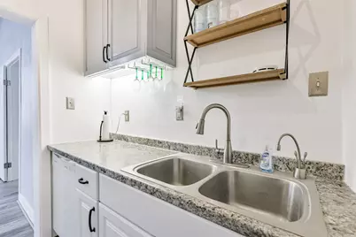 1820 Market Street #1, Galveston, TX 77550 - Photo 5