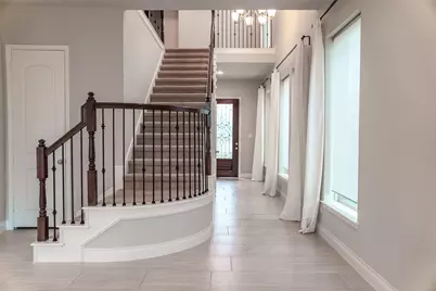 9535 Scanlan Heights Lane, Missouri City, TX 77459 - Photo 5