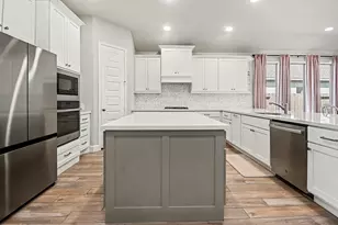 12310 Grassy Bnd Dr, Mont Belvieu, TX 77523 - Photo 13