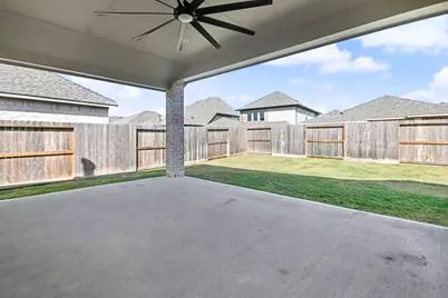 12310 Grassy Bend Drive, Mont Belvieu, TX 77523 - Photo 25