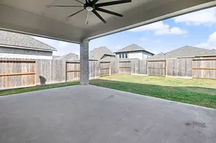 12310 Grassy Bnd Dr, Mont Belvieu, TX 77523 - Photo 25