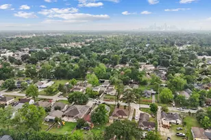 631 Apache St, Houston, TX 77022 - Photo 15