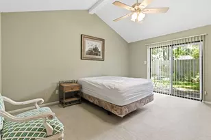 3418 Creek Manor Dr, Houston, TX 77339 - Photo 19