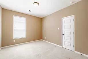 4607 Rockton Hills Ln, Sugar Land, TX 77479 - Photo 9