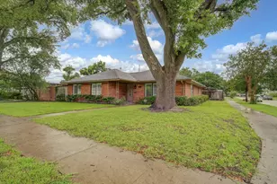 2123 Ridgecrest Dr, Houston, TX 77055 - Photo 3