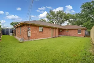 2123 Ridgecrest Dr, Houston, TX 77055 - Photo 41