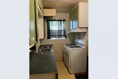 615 N Fourth St, Ganado, TX 77962 - Photo 5