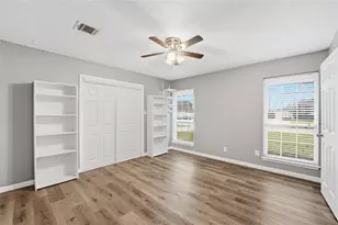 7815 12 Fairway Ln, Humble, TX 77346 - Photo 9