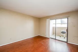 8519 Hearth Blvd, Houston, TX 77054 - Photo 15