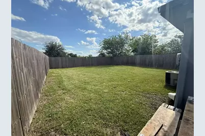 5719 Lycomb Drive, Houston, TX 77053 - Photo 19