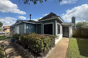 5719 Lycomb Dr, Houston, TX 77053 - Photo 3