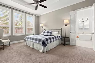 71 W Sawyer Ridge Dr, The Woodlands, TX 77389 - Photo 11