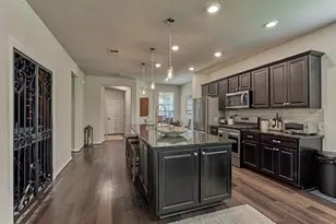 128 Caspian Way, The Woodlands, TX 77382 - Photo 11