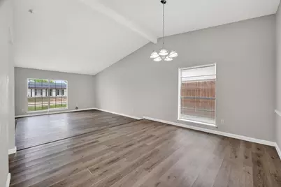14034 Lourdes Drive, Houston, TX 77049 - Photo 9
