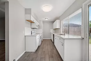 14034 Lourdes Dr, Houston, TX 77049 - Photo 17