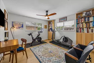 6622 Kury Ln, Houston, TX 77008 - Photo 17