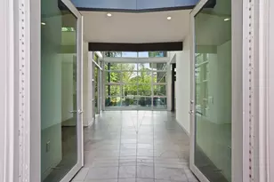 2424 White Oak Dr, Houston, TX 77009 - Photo 3