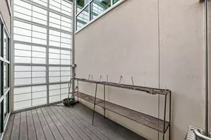2424 White Oak Dr, Houston, TX 77009 - Photo 17