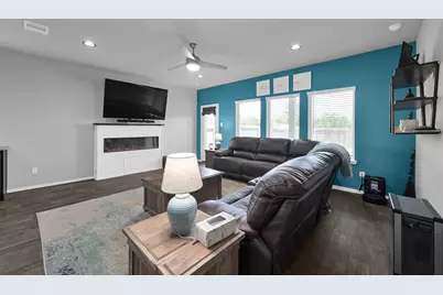 6302 Hendricks Harbor Court, Conroe, TX 77304 - Photo 9