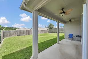 6302 Hendricks Harbor Ct, Conroe, TX 77304 - Photo 21