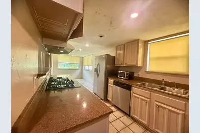 3602 Brier Gardens Drive, Houston, TX 77082 - Photo 5