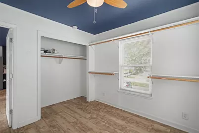 370 Ling Street, Bayou Vista, TX 77563 - Photo 15