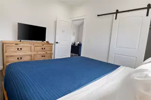 1071 Shady Ln, Gilchrist, TX 77617 - Photo 17