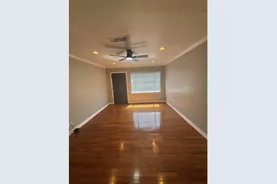 10510 Sierra Drive, Houston, TX 77051 - Photo 3
