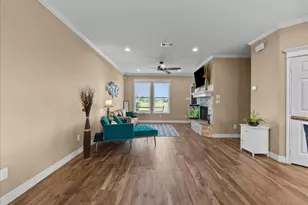 4810 14th St, Dickinson, TX 77539 - Photo 9